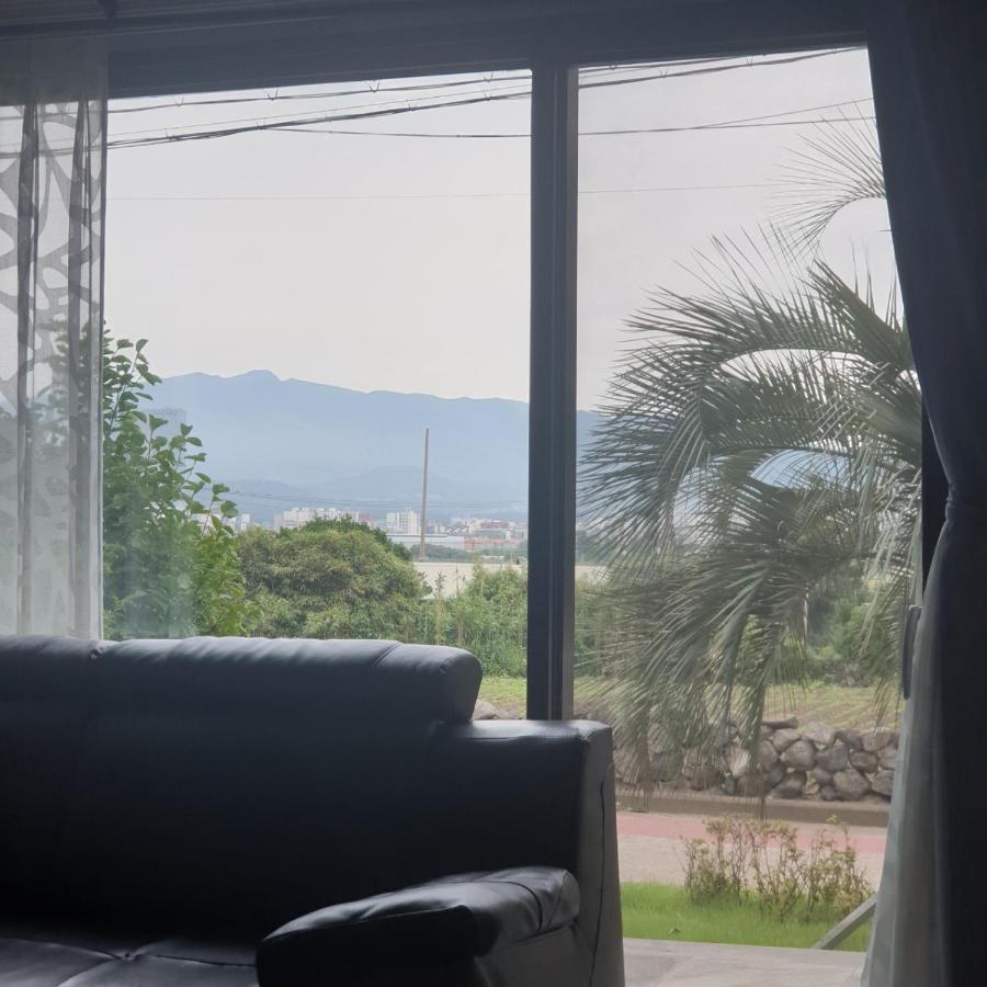 Oh Happy Day Jeju Villa Buitenkant foto