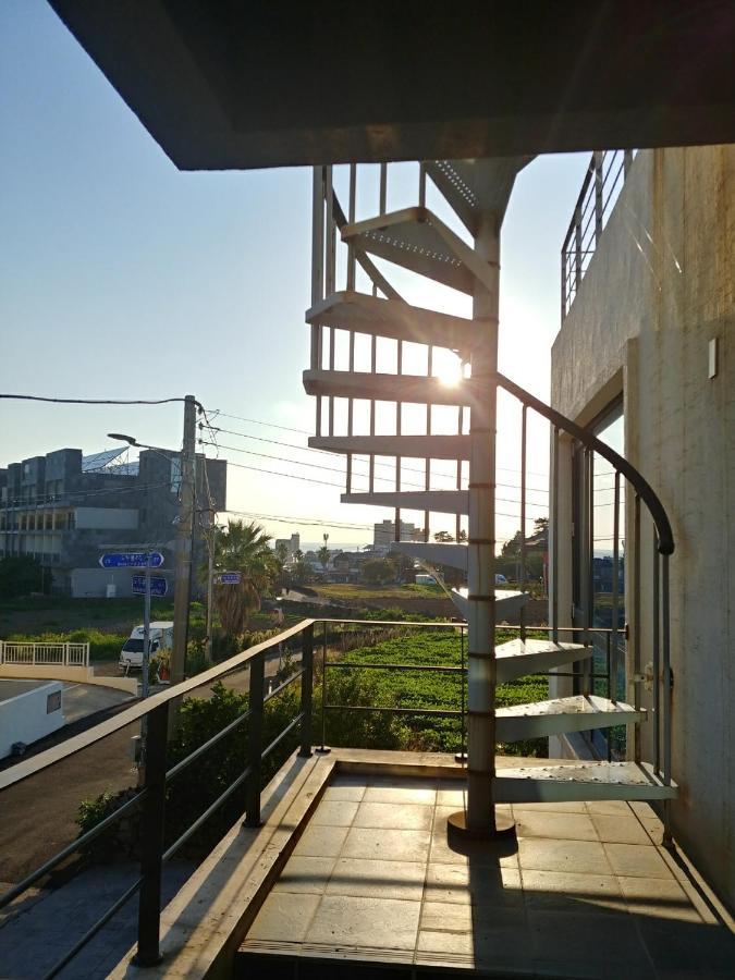 Oh Happy Day Jeju Villa Buitenkant foto